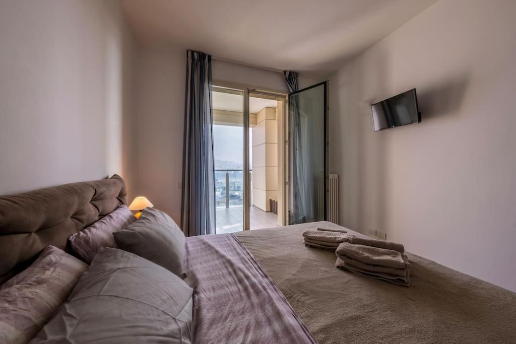 5 Stars Apart Sea View جنوة المظهر الخارجي الصورة