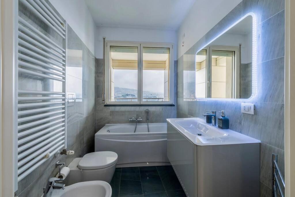 5 Stars Apart Sea View جنوة المظهر الخارجي الصورة