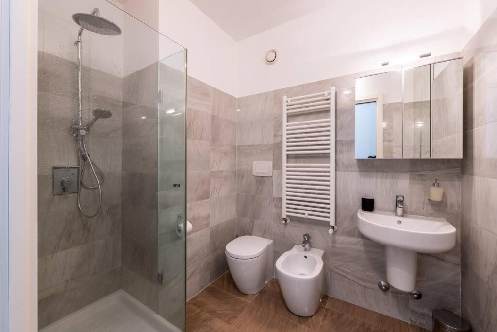 5 Stars Apart Sea View جنوة المظهر الخارجي الصورة