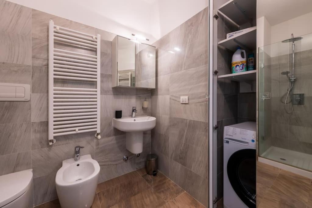 5 Stars Apart Sea View جنوة المظهر الخارجي الصورة